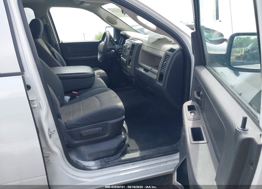 2010 DODGE RAM 1500 VIN: 1D7RV1GT7AS260972