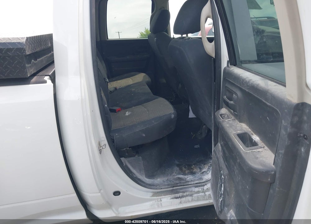 2010 DODGE RAM 1500 VIN: 1D7RV1GT7AS260972