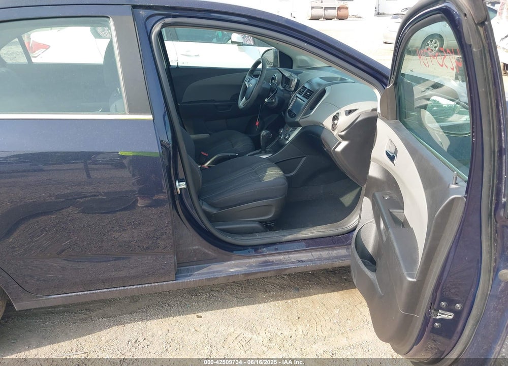2016 CHEVROLET SONIC VIN: 1G1JC5SH2G4176264