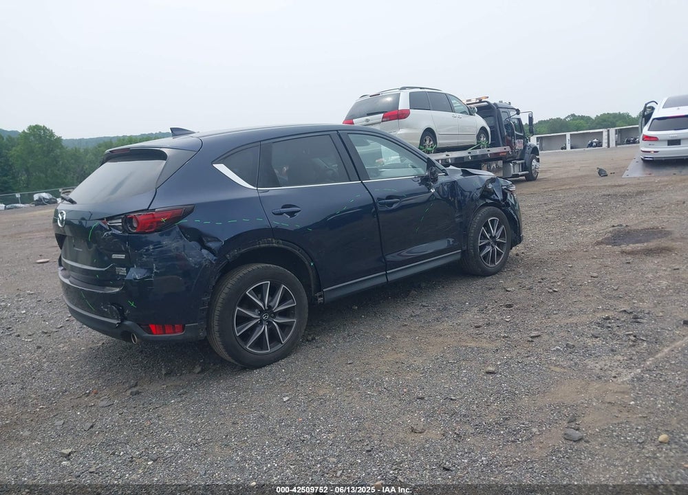 2018 MAZDA CX-5 GRAND TOURING VIN: JM3KFBDMXJ0361812
