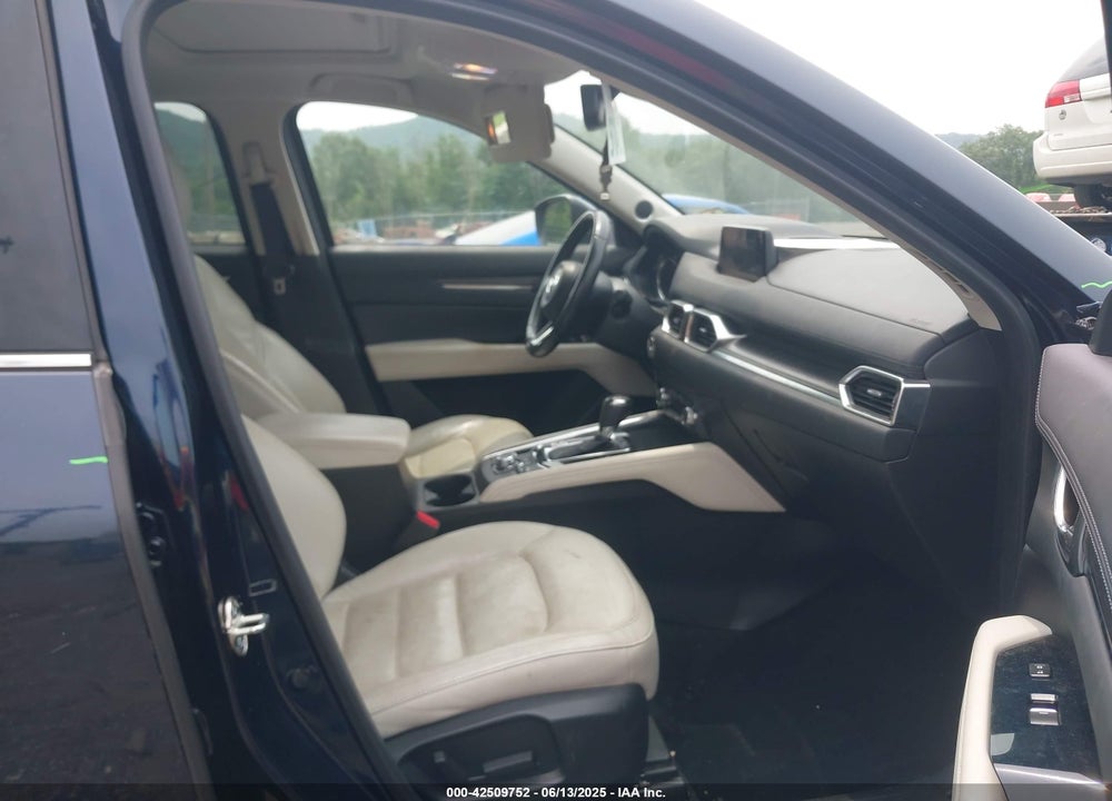 2018 MAZDA CX-5 GRAND TOURING VIN: JM3KFBDMXJ0361812