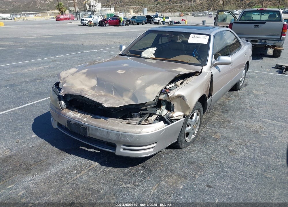 1995 LEXUS ES 300 VIN: JT8GK13T7S0099471