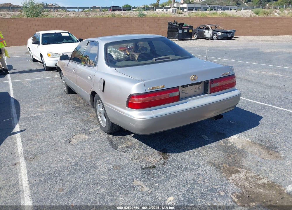 1995 LEXUS ES 300 VIN: JT8GK13T7S0099471