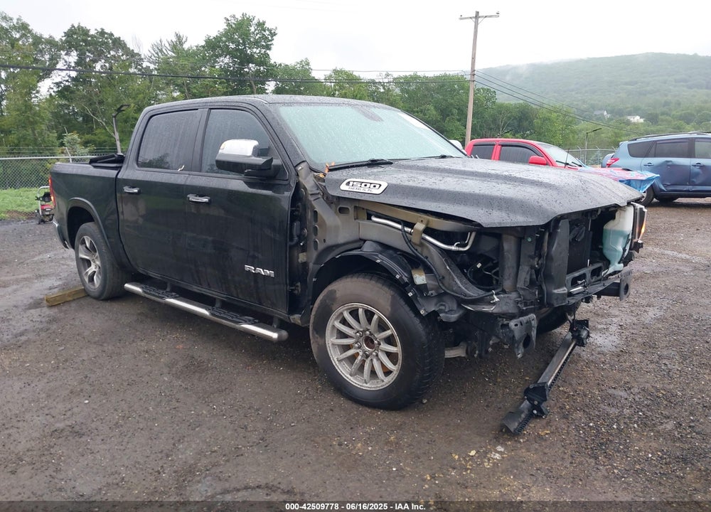 2019 RAM 1500 LAIE  4X2 5'7 BOX VIN: 1C6RREJT3KN502713