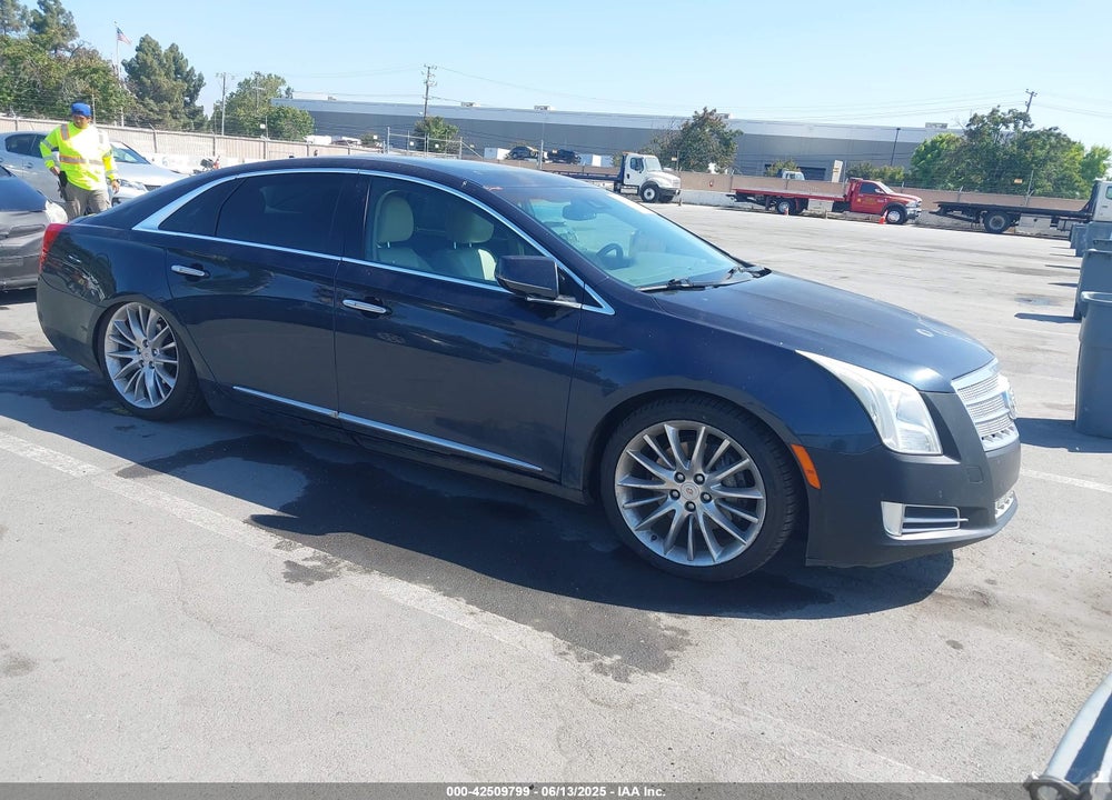 2013 CADILLAC XTS PLATINUM VIN: 2G61U5S36D9217161