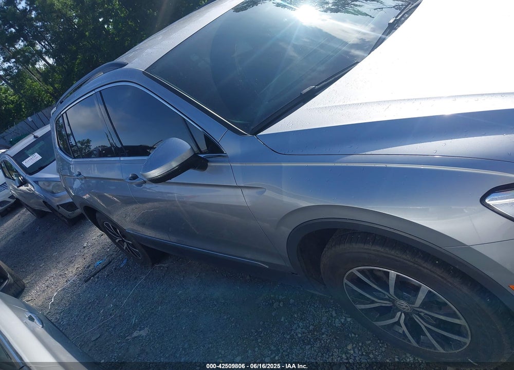 2021 VOLKSWAGEN TIGUAN VIN: 3VV3B7AX0MM003268