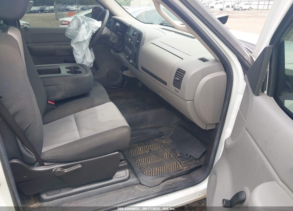 2008 CHEVROLET SILVERADO 1500 VIN: 1GCEC14XX8Z185594