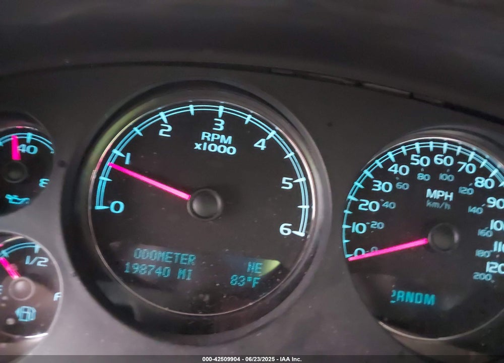 2009 CHEVROLET SUBURBAN 1500 VIN: 1GNFC36089J105491