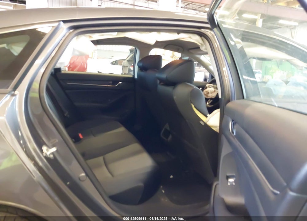 2022 HONDA ACCORD VIN: 1HGCV1F19NA066425