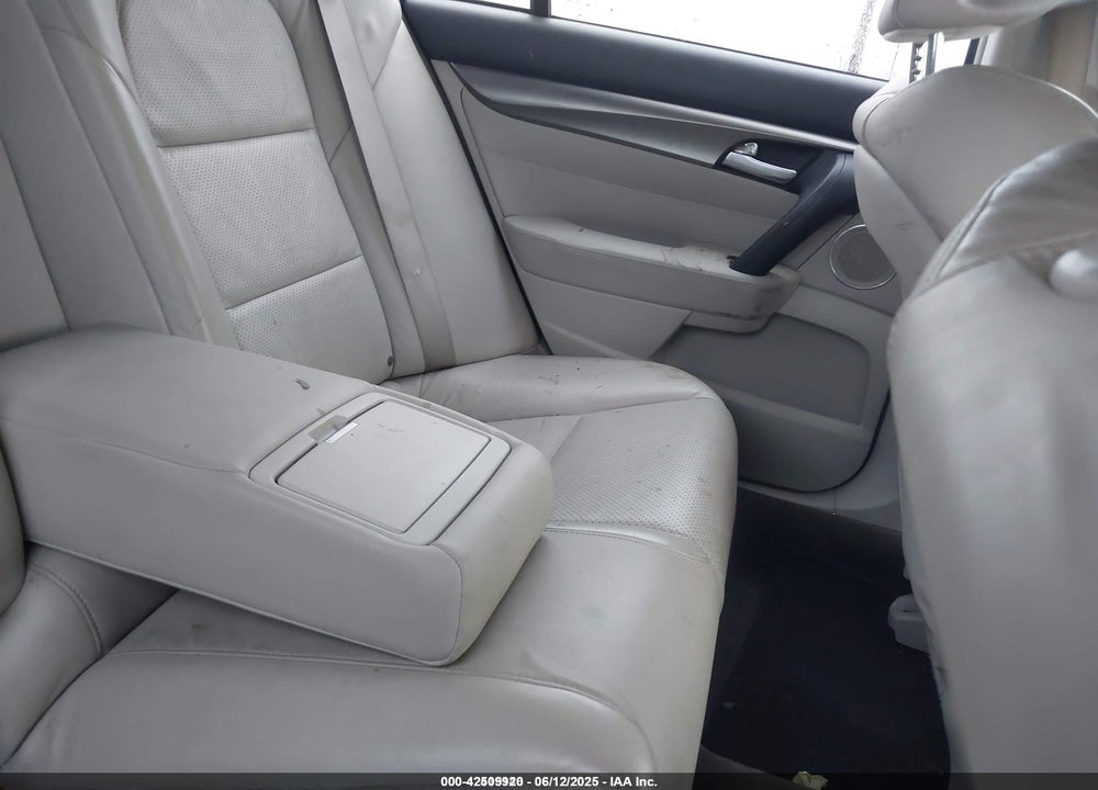 2013 ACURA TL VIN: 19UUA8F56DA015510