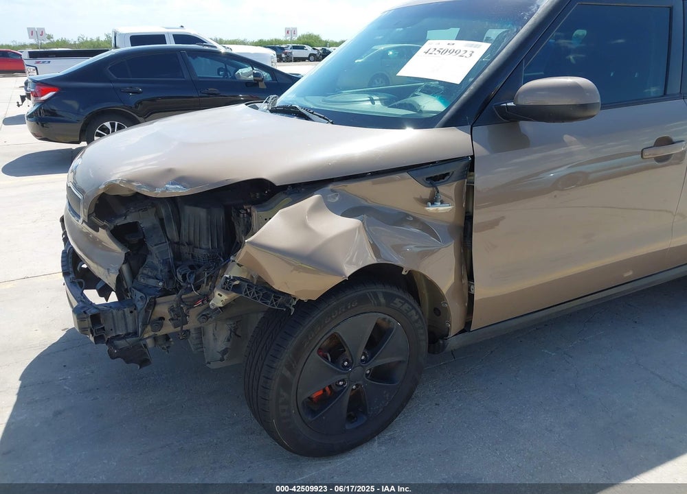 2014 KIA SOUL VIN: KNDJN2A24E7040517