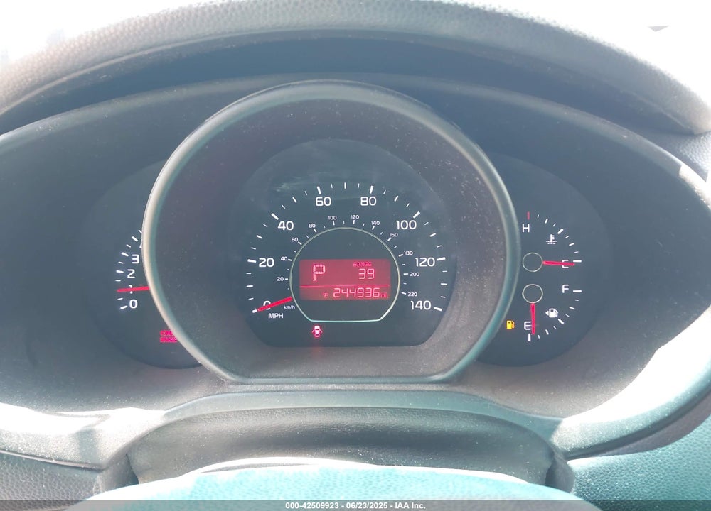 2014 KIA SOUL VIN: KNDJN2A24E7040517