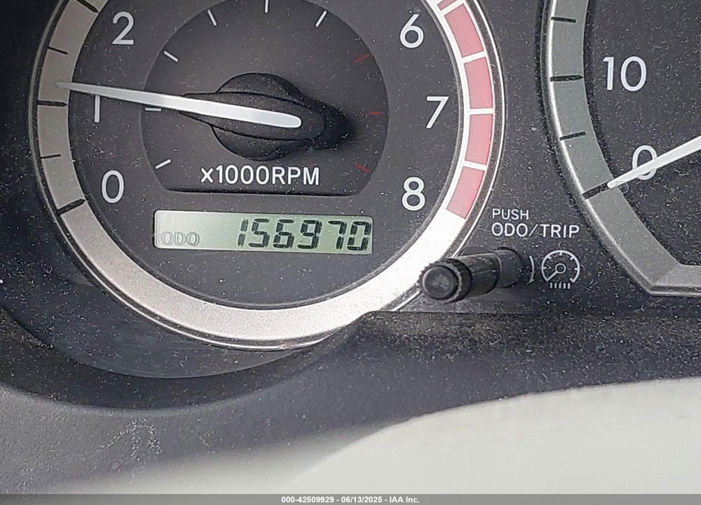 2004 TOYOTA SIENNA LE VIN: 5TDZA23C04S105873