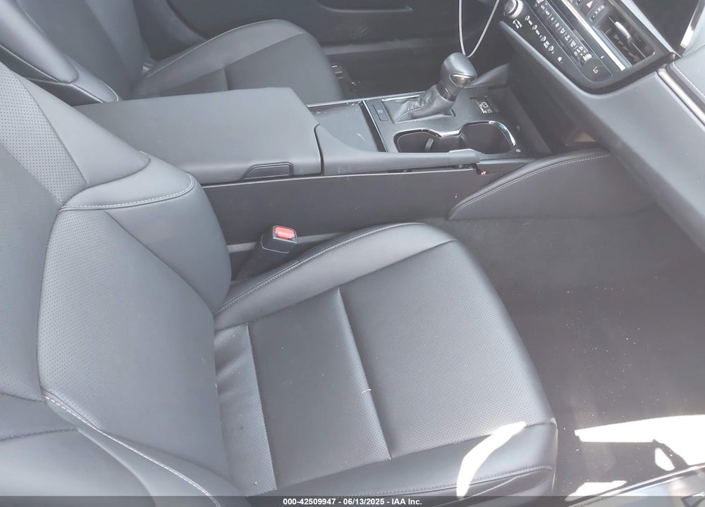 2024 LEXUS ES350 VIN: 58ACZ1B12RU174189