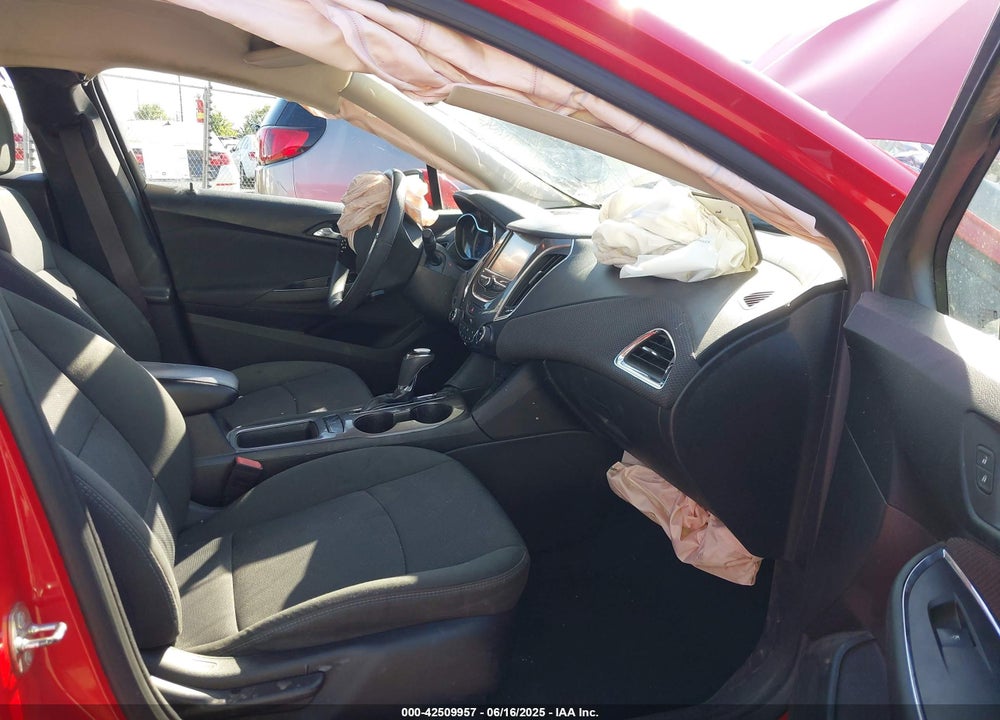 2017 CHEVROLET CRUZE LT AUTO VIN: 1G1BE5SM1H7205717