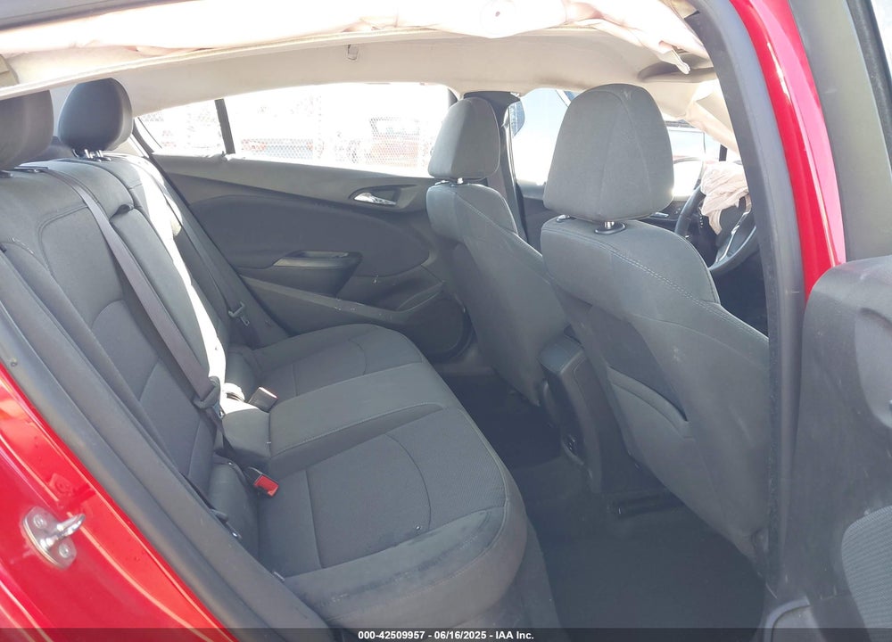 2017 CHEVROLET CRUZE LT AUTO VIN: 1G1BE5SM1H7205717