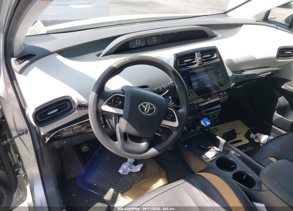 2016 TOYOTA PRIUS TWO VIN: JTDKBRFUXG3513086