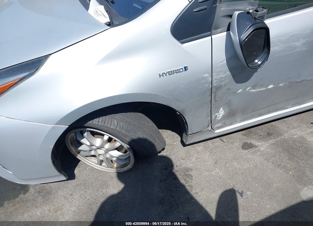 2016 TOYOTA PRIUS TWO VIN: JTDKBRFUXG3513086