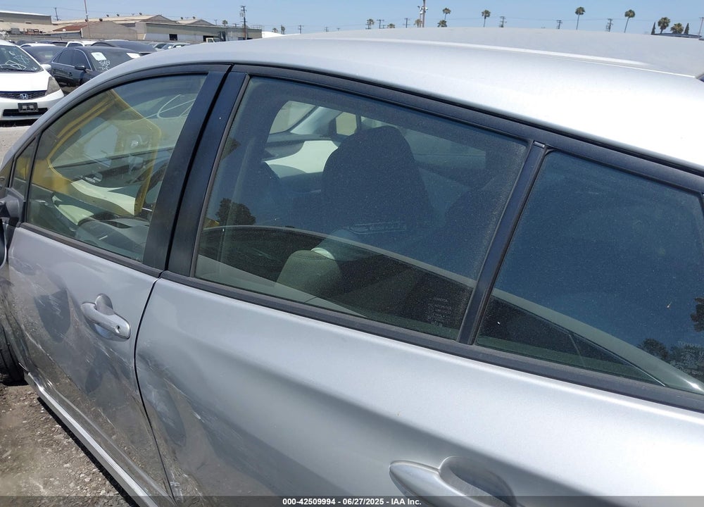 2016 TOYOTA PRIUS TWO VIN: JTDKBRFUXG3513086