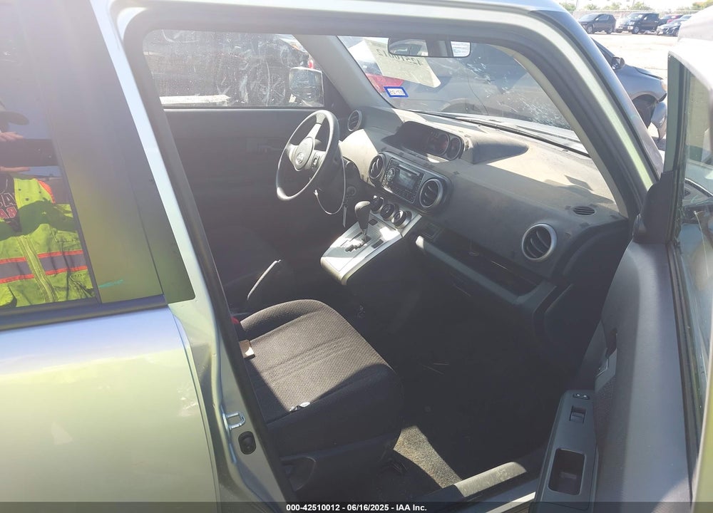 2009 SCION XB VIN: JTLKE50E591071287