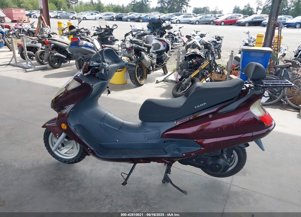 2006 TANK URBANTOUR VIN: 3CG3E2K4163000212