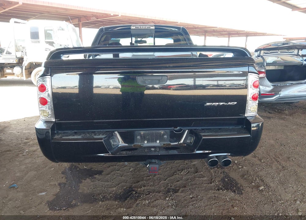 2005 DODGE RAM 1500 SRT-10 VIN: 3D7HA16H35G776845