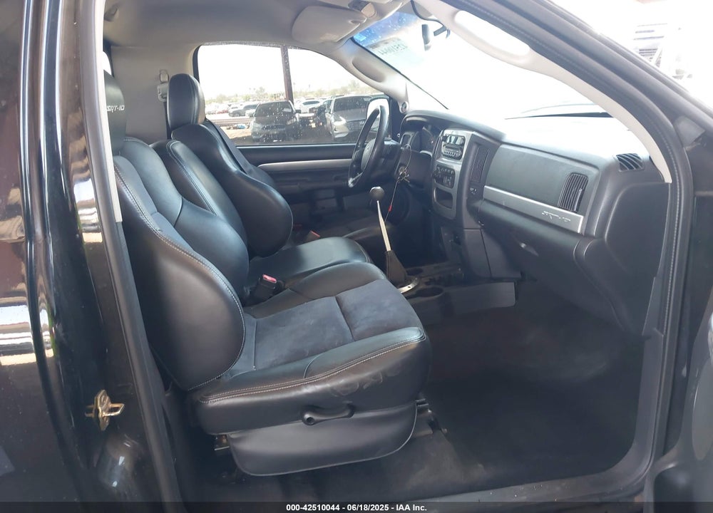 2005 DODGE RAM 1500 SRT-10 VIN: 3D7HA16H35G776845