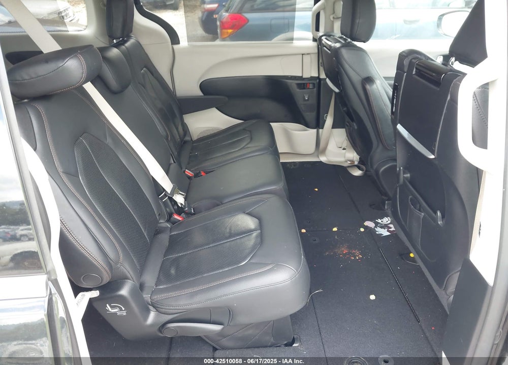 2020 CHRYSLER PACIFICA TOURING L PLUS VIN: 2C4RC1EG1LR135993