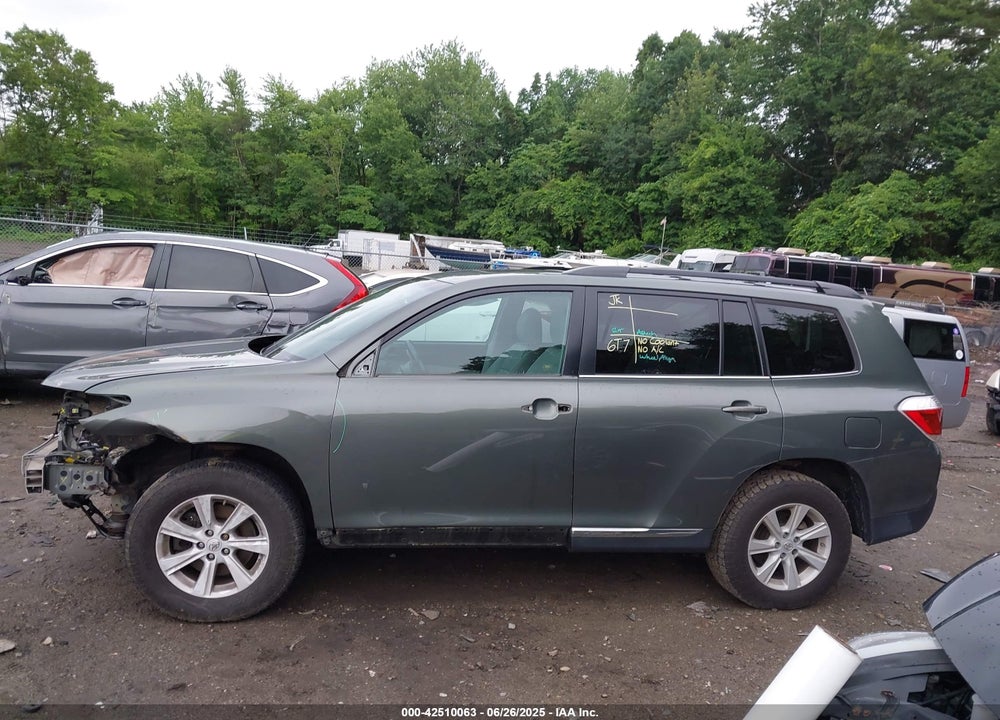 2013 TOYOTA HIGHLANDER VIN: 5TDBK3EH2DS271292