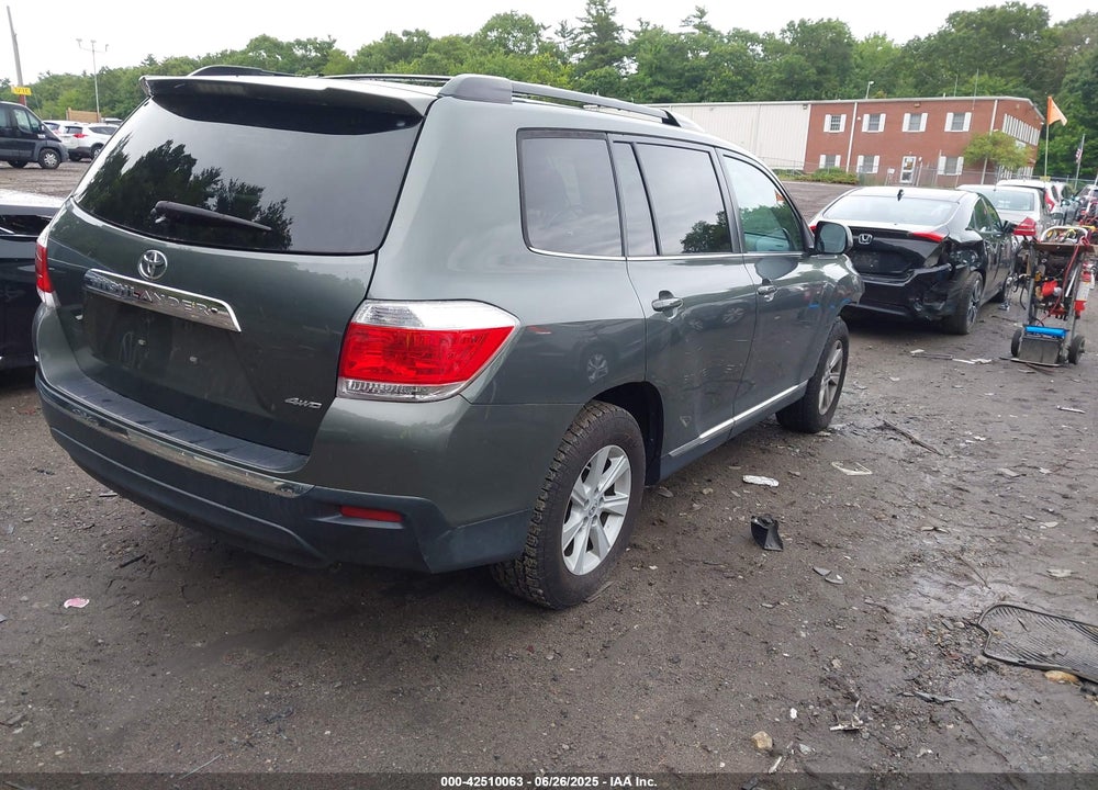 2013 TOYOTA HIGHLANDER VIN: 5TDBK3EH2DS271292