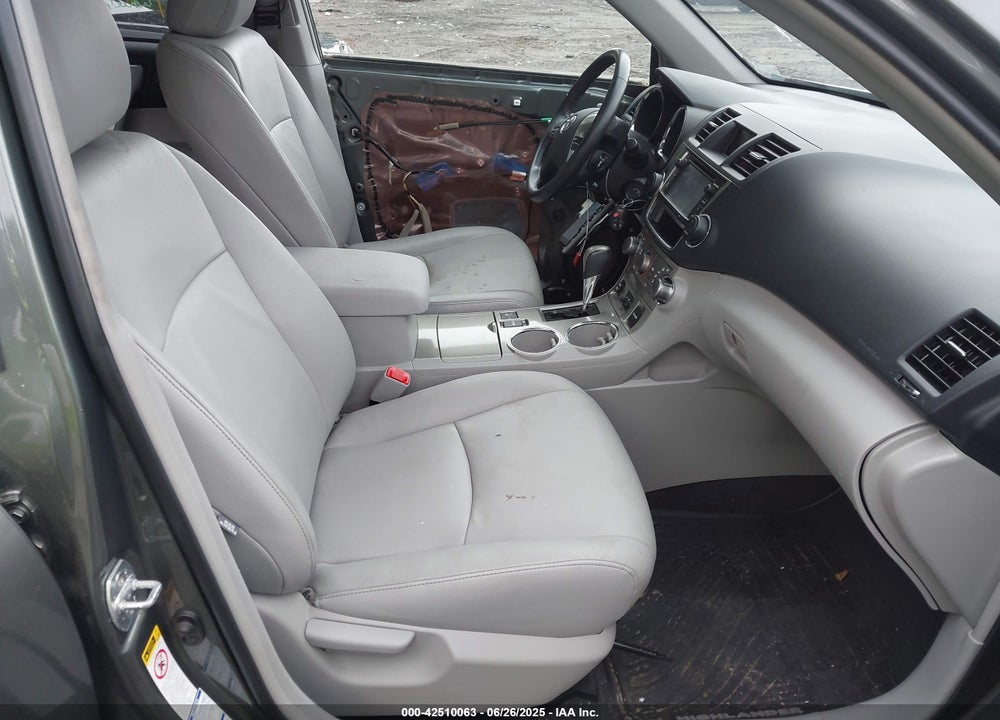 2013 TOYOTA HIGHLANDER VIN: 5TDBK3EH2DS271292