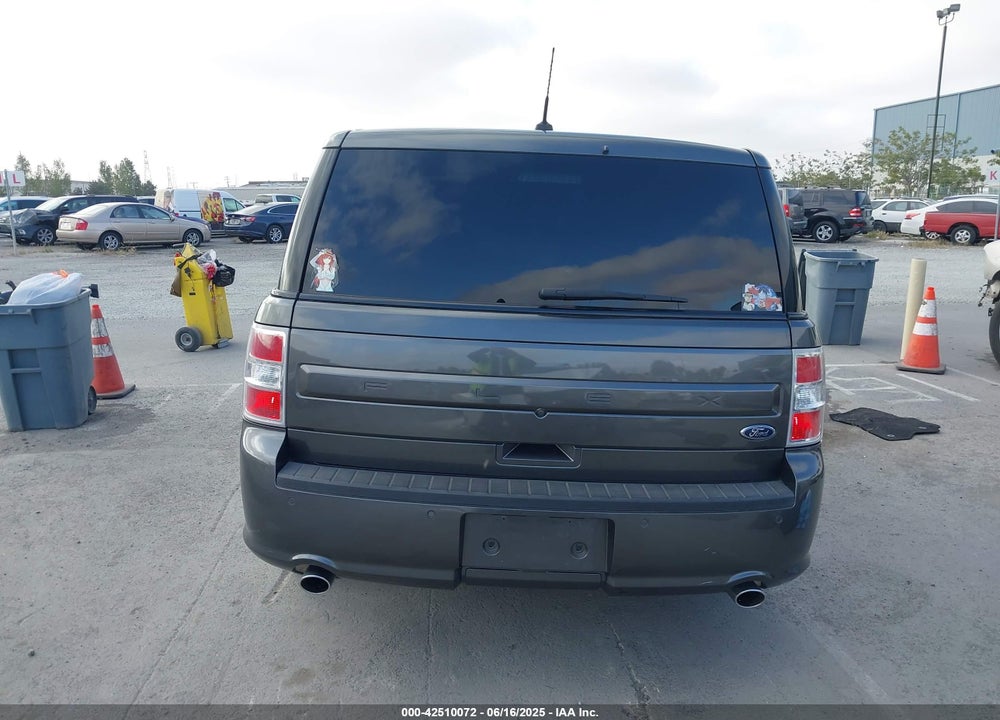2018 FORD FLEX VIN: 2FMGK5B83JBA18271