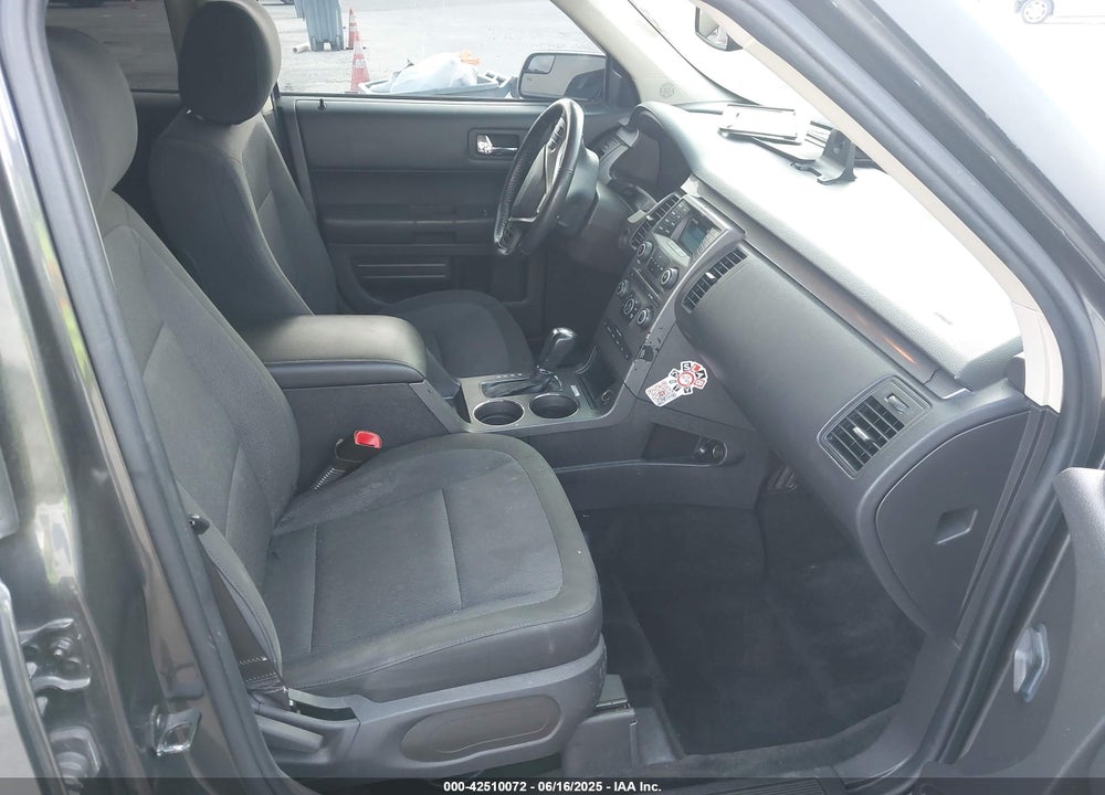 2018 FORD FLEX VIN: 2FMGK5B83JBA18271