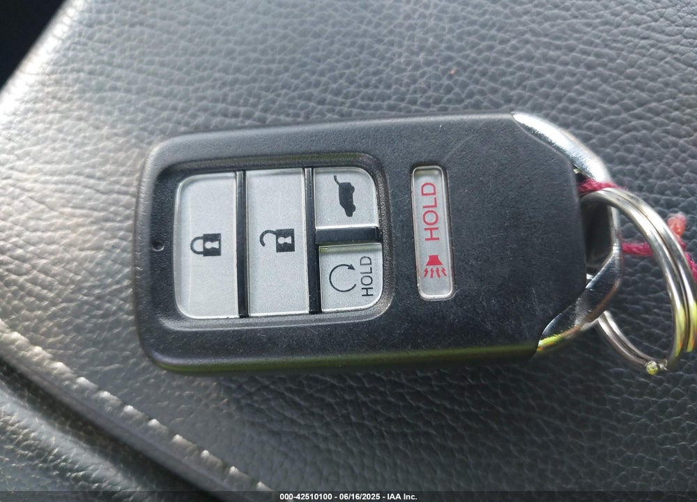 2017 HONDA CIVIC VIN: SHHFK7H92HU218940