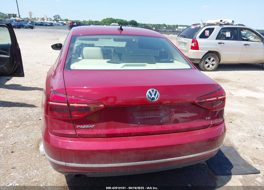 2019 VOLKSWAGEN PASSAT VIN: 1VWLA7A36KC008047