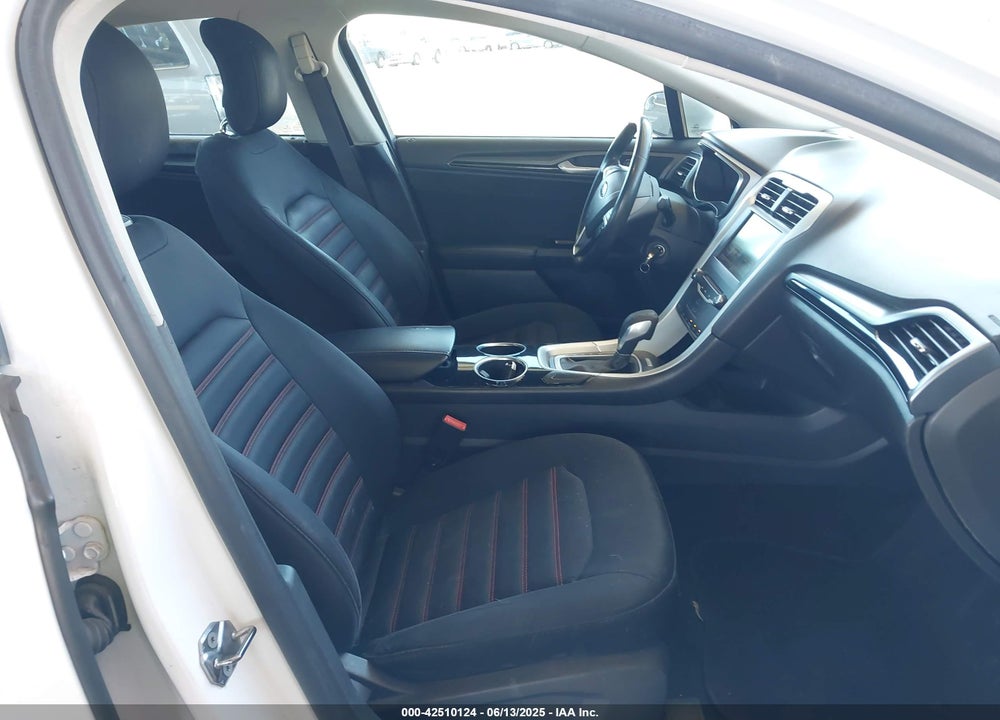 2013 FORD FUSION SE VIN: 3FA6P0HR3DR371156