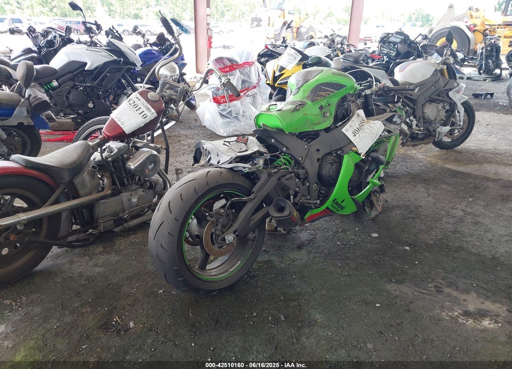 2020 KAWASAKI ZX1002 VIN: JKBZXVE17LA004293
