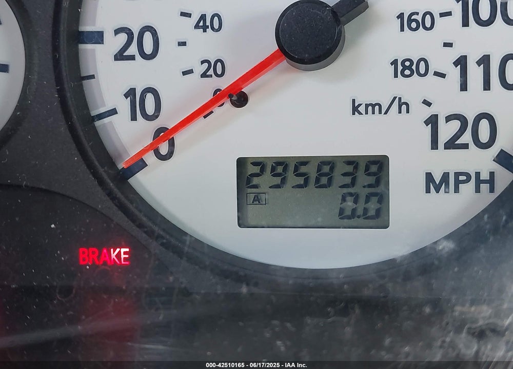 2001 NISSAN PATHFINDER LE VIN: JN8DR09Y51W611984