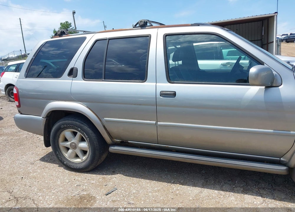 2001 NISSAN PATHFINDER LE VIN: JN8DR09Y51W611984