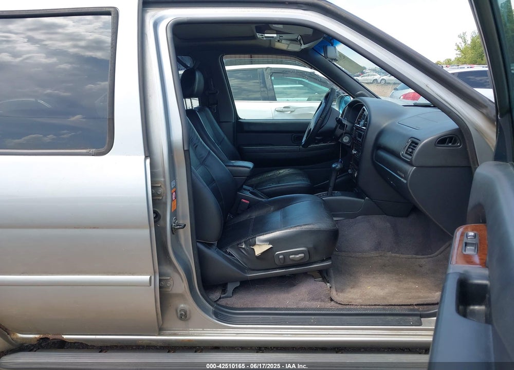 2001 NISSAN PATHFINDER LE VIN: JN8DR09Y51W611984
