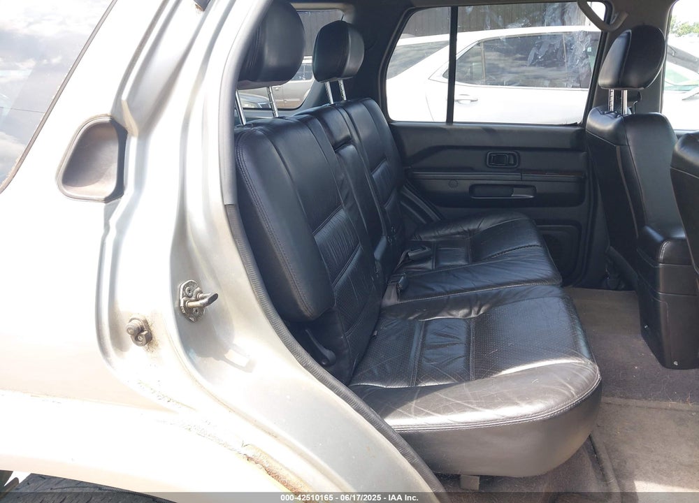 2001 NISSAN PATHFINDER LE VIN: JN8DR09Y51W611984