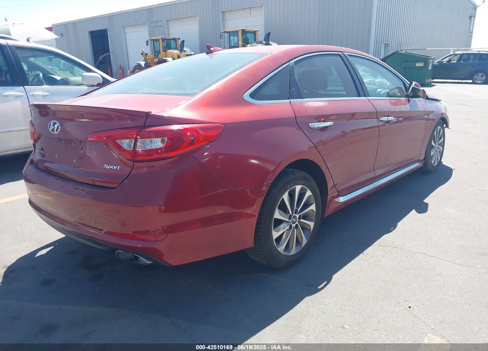 2016 HYUNDAI SONATA VIN: 5NPE34AF9GH360355