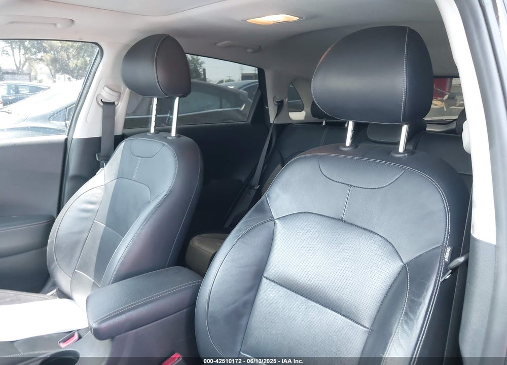 2017 KIA NIRO TOURING VIN: KNDCE3LC0H5053477