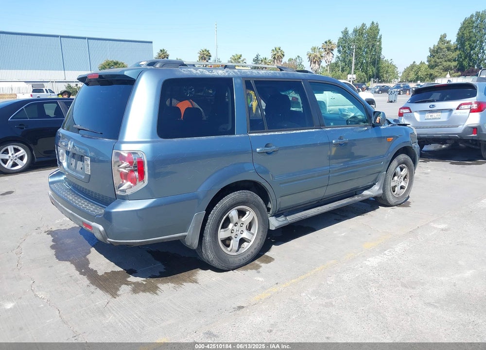 2007 HONDA PILOT VIN: 5FNYF28527B006357