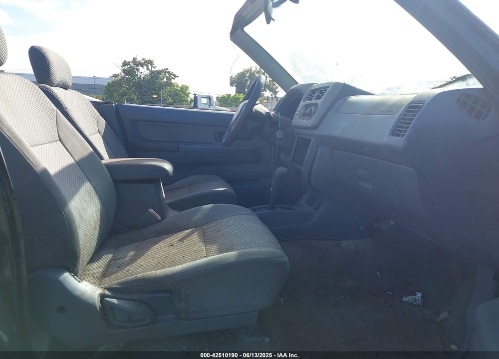 2001 NISSAN FRONTIER SE-V6 VIN: 1N6ED27T91C392060