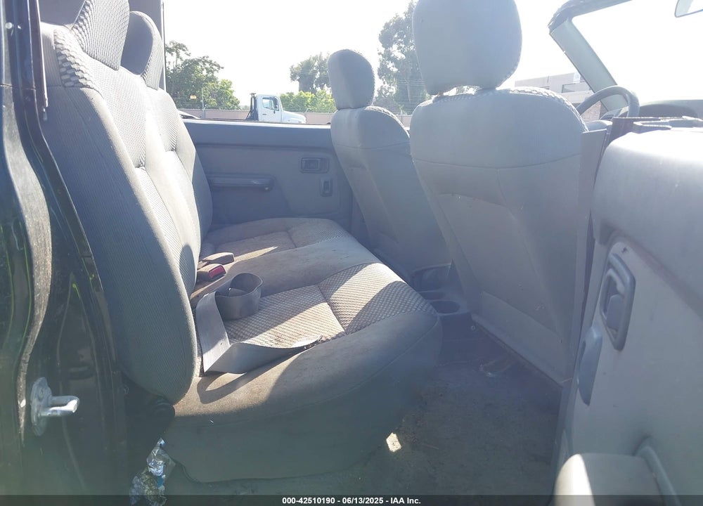 2001 NISSAN FRONTIER SE-V6 VIN: 1N6ED27T91C392060