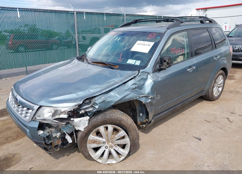 2011 SUBARU FORESTER 2.5X PREMIUM VIN: JF2SHADC9BH751020