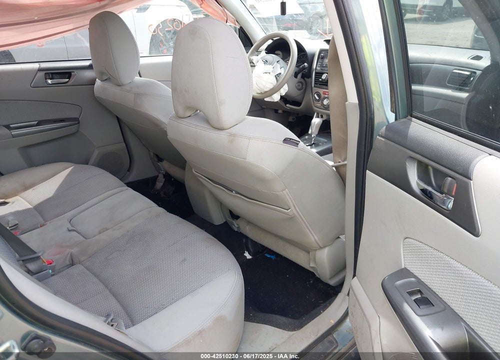 2011 SUBARU FORESTER 2.5X PREMIUM VIN: JF2SHADC9BH751020