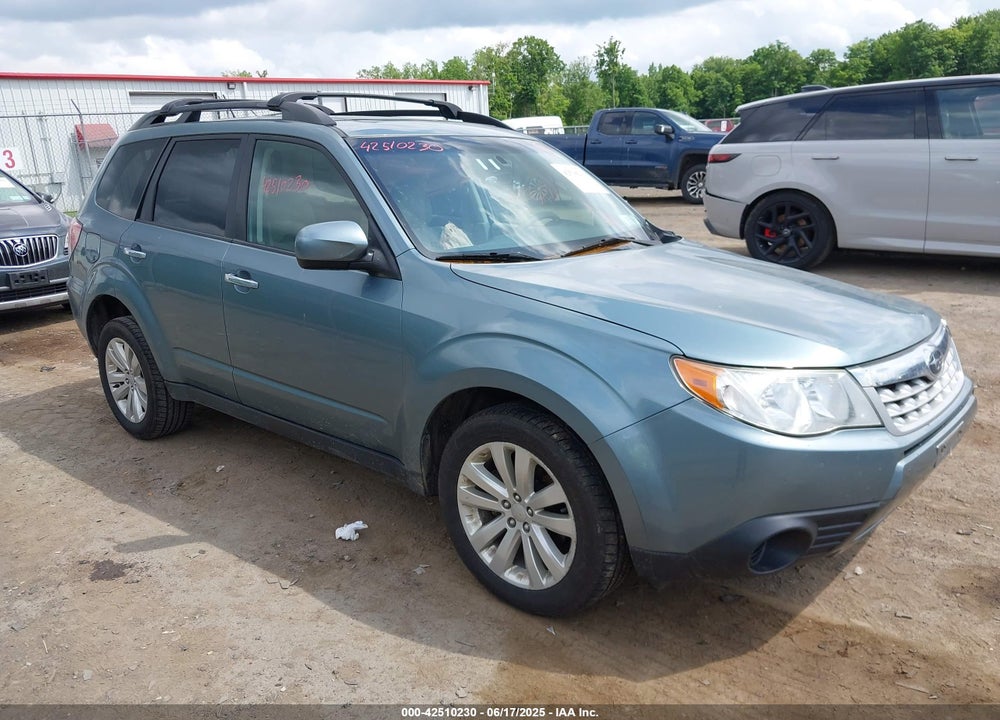 2011 SUBARU FORESTER 2.5X PREMIUM VIN: JF2SHADC9BH751020