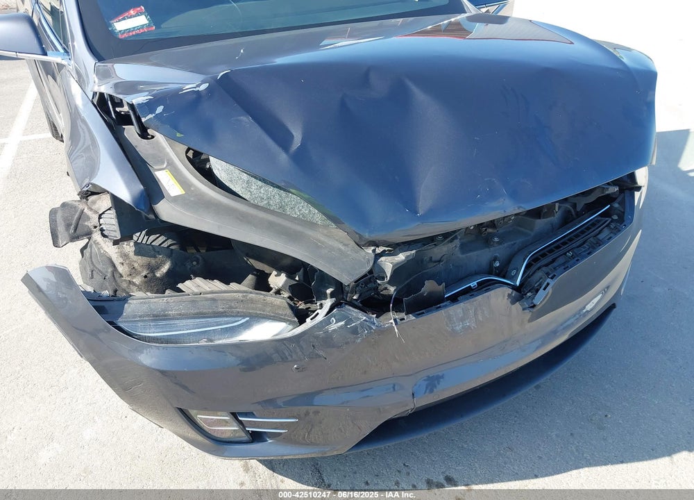 2016 TESLA MODEL X VIN: 5YJXCAE25GF001758